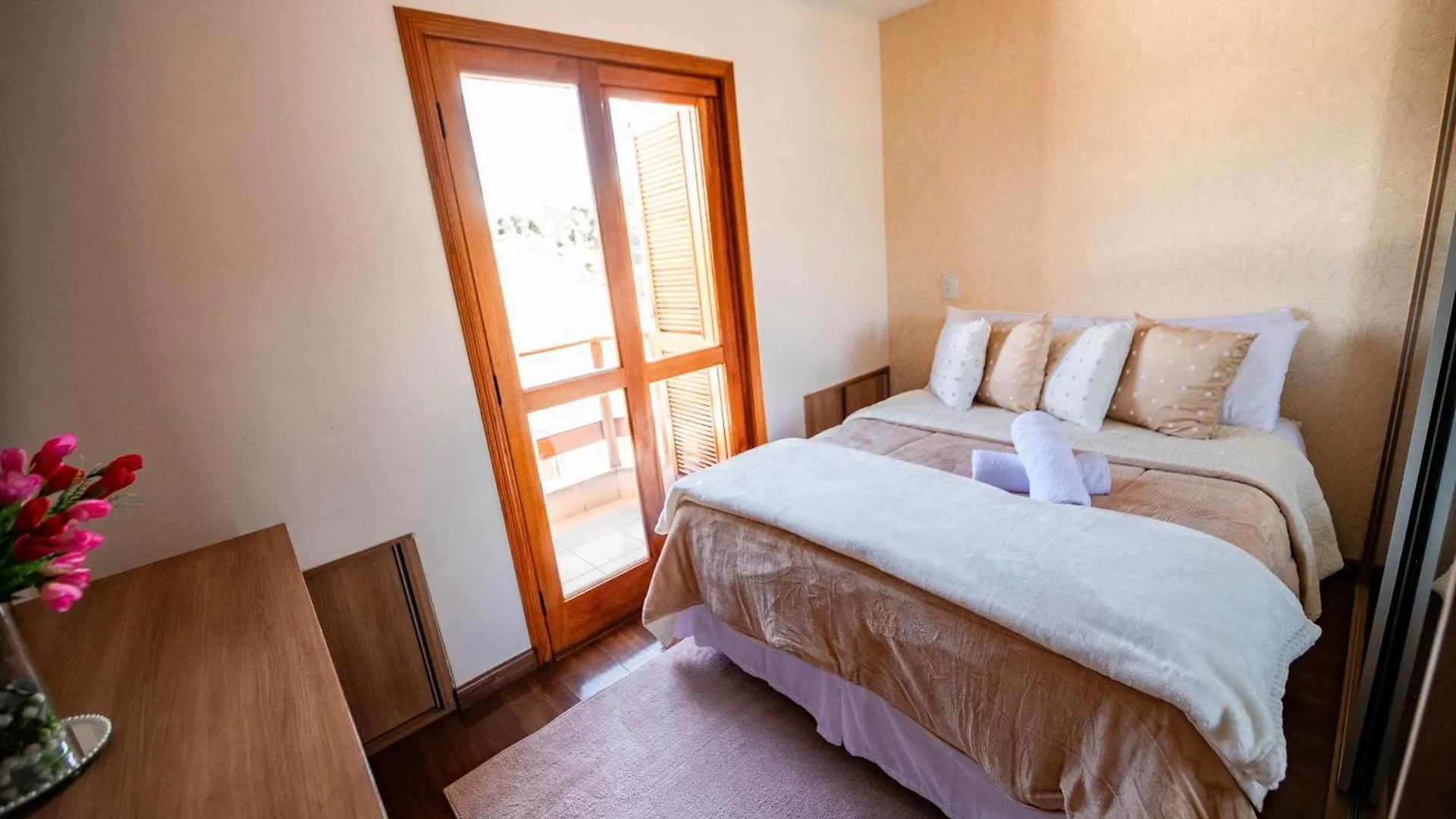 Luxuoso Duplex No Capivari Campos do Jordao 0*,
